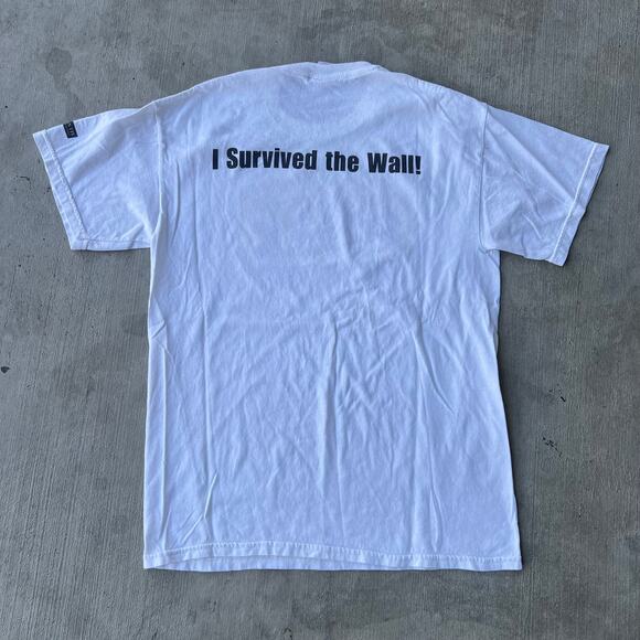 Vintage y2k hole in the wall TV game show white graphic t shirt - Picture 4 of 5